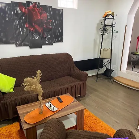 Stan Na Dan Gornji Milanovac-centar-nova Gradnja 公寓 *